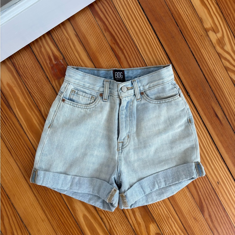 Urban Outfitters Mom High Rise Shorts